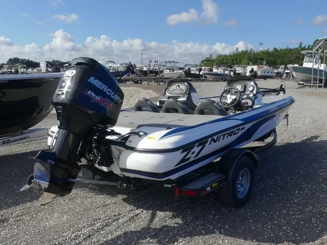 Slide: The Image of Nitro Z-7 2015 - 4