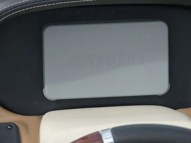 Slide: The Image of Crownline Boats E26 XS 2018 - 20