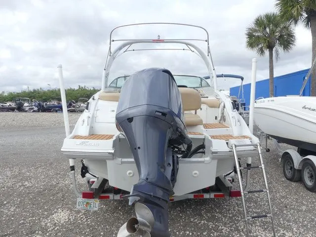 Slide: The Image of Crownline Boats E26 XS 2018 - 6