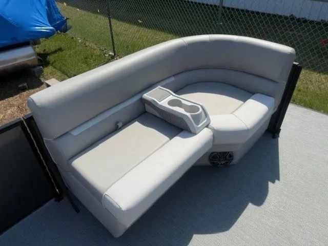 Slide: The Image of Godfrey Xperience 2286 SFLX 2026 - 8