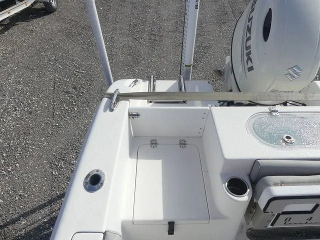 Slide: The Image of Sea Pro 219 Center Console 2021 - 22