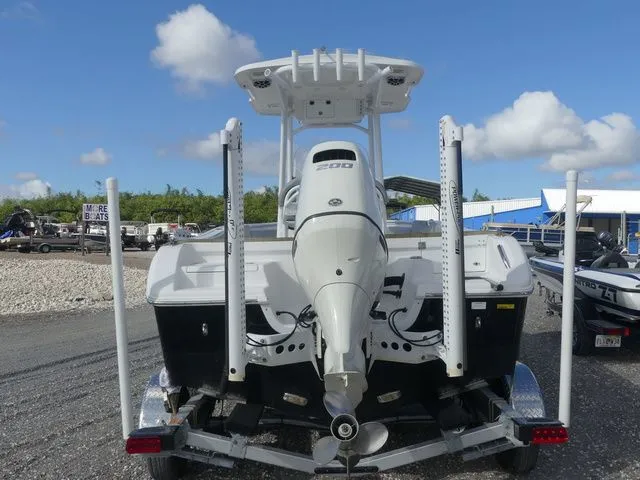 Slide: The Image of Sea Pro 219 Center Console 2021 - 5