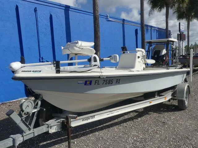 Slide: The Image of Flycraft F18-SS 2004 - 1