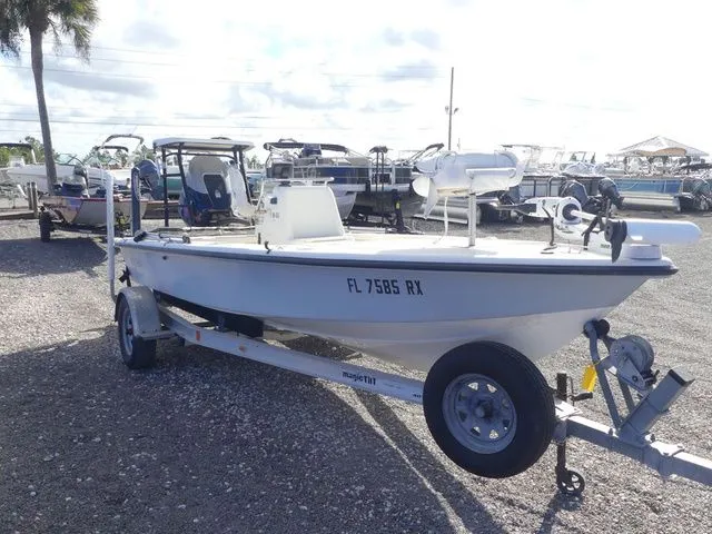 Slide: The Image of Flycraft F18-SS 2004 - 3