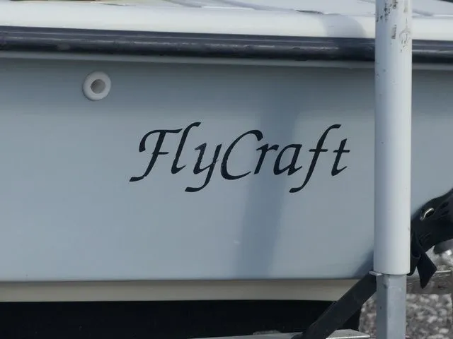 Slide: The Image of Flycraft F18-SS 2004 - 8