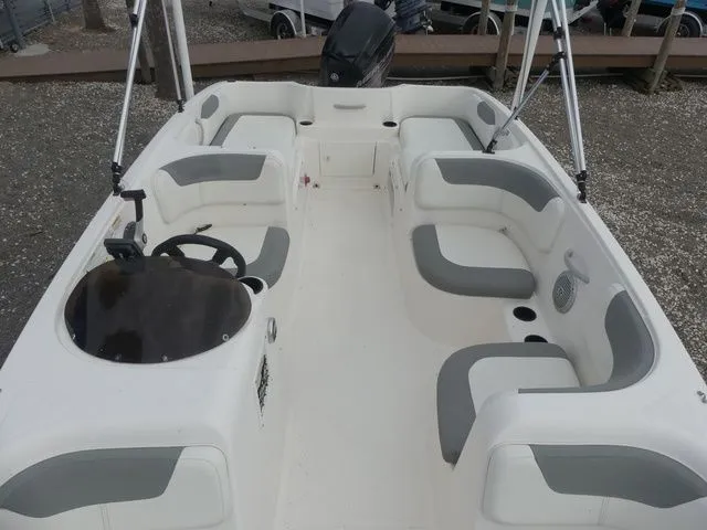 Slide: The Image of Bayliner Element XL 2015 - 13