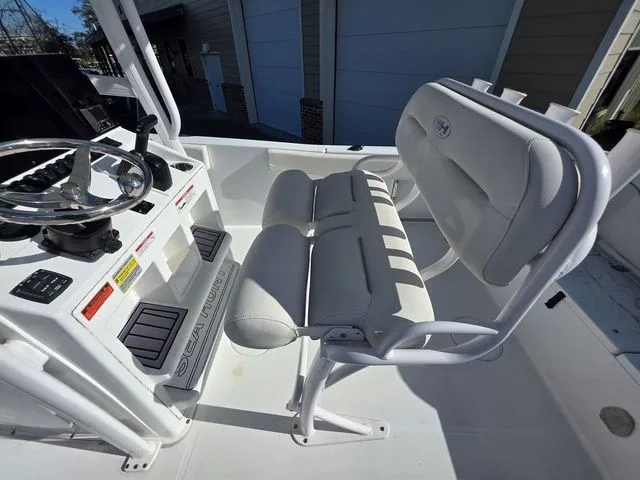 Slide: The Image of Sea Hunt Ultra 229 2024 - 8