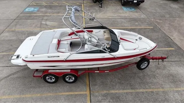 Slide: The Image of Glastron GT 225 2008 - 6