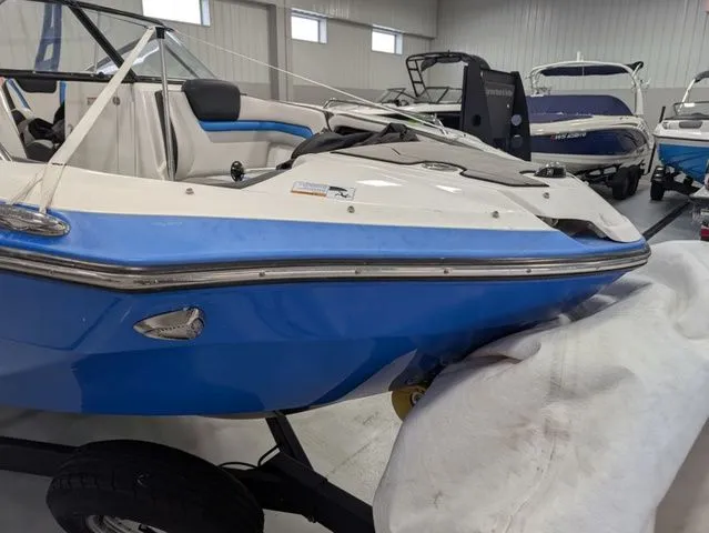 Slide: The Image of Yamaha 242X E-Series 2019 - 12