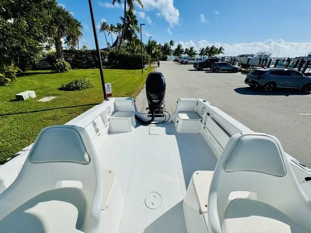 Slide: The Image of Hydra-Sports 21 Walkaround 2005 - 7