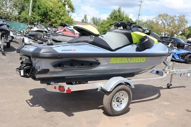 Slide: The Image of Sea-Doo RXP-X 2026 - 4