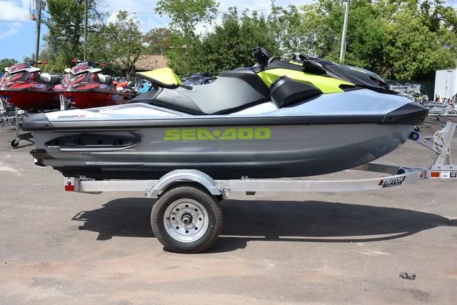 Slide: The Image of Sea-Doo RXP-X 2026 - 5