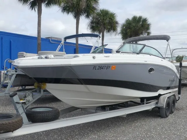 Slide: The Image of NauticStar 243 DC 2021 - 2