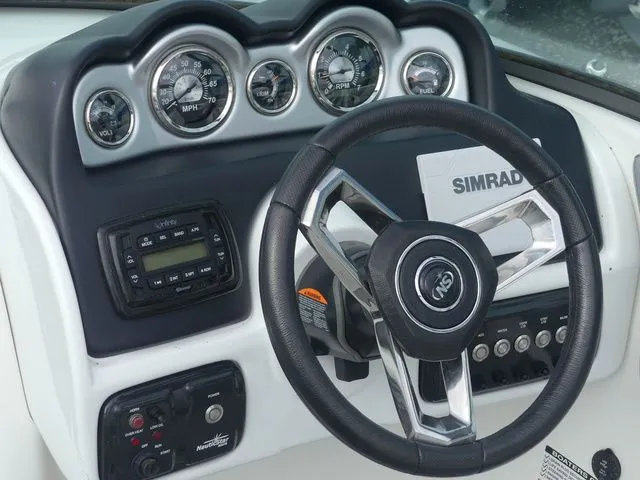 Slide: The Image of NauticStar 243 DC 2021 - 21