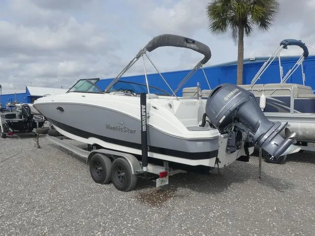 Slide: The Image of NauticStar 243 DC 2021 - 7