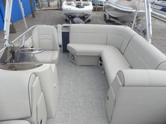 Slide: The Image of Apex Marine 818 Fish 2022 - 11