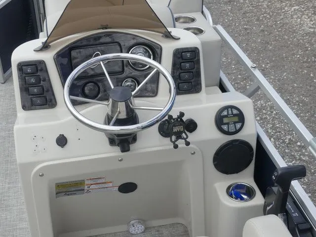 Slide: The Image of Apex Marine 818 Fish 2022 - 14