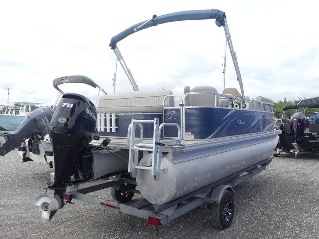 Slide: The Image of Apex Marine 818 Fish 2022 - 4