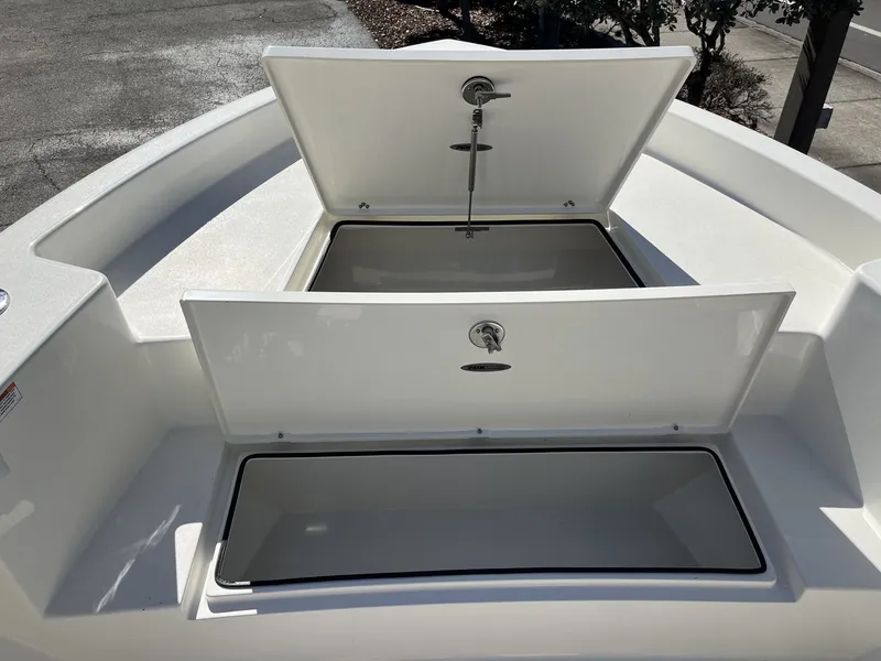 Slide: The Image of Pathfinder 2700 Open 2026 - 17