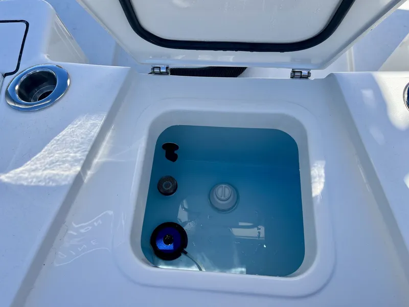 Slide: The Image of Pathfinder 2700 Open 2026 - 30