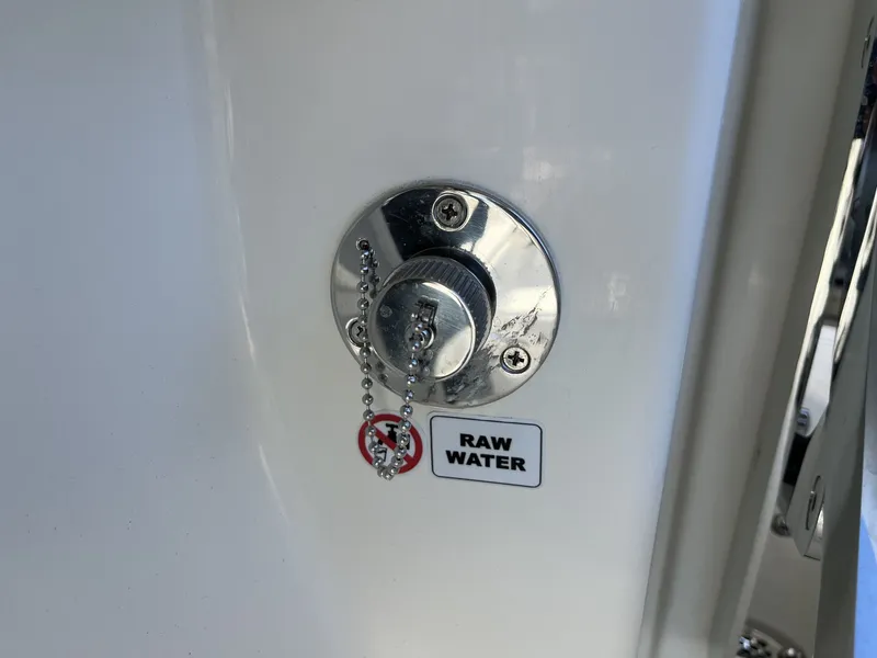 Slide: The Image of Pathfinder 2700 Open 2026 - 32