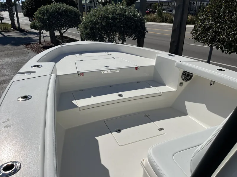 Slide: The Image of Pathfinder 2700 Open 2026 - 16