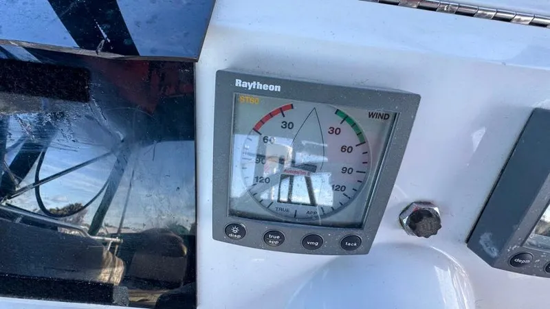 Slide: The Image of Flybridge Helm - 47