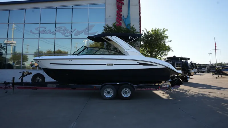 The Image of Sea Ray SDX 270 Surf 2026 - 0