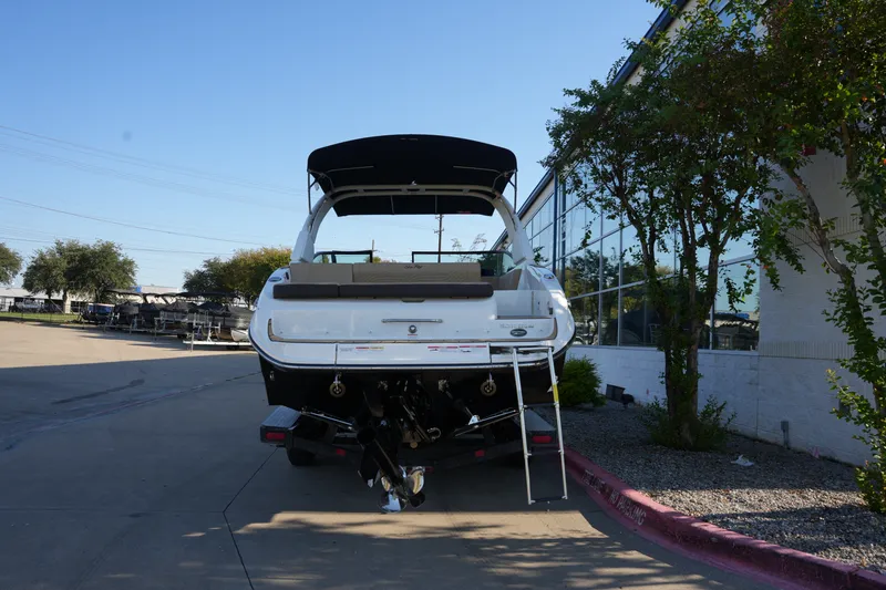 Slide: The Image of Sea Ray SDX 270 Surf 2026 - 3