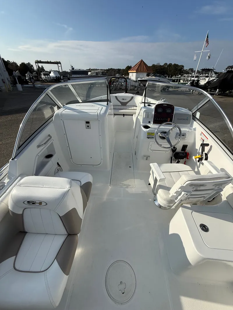 Slide: The Image of Sea Hunt Escape 207 LE 2011 - 12