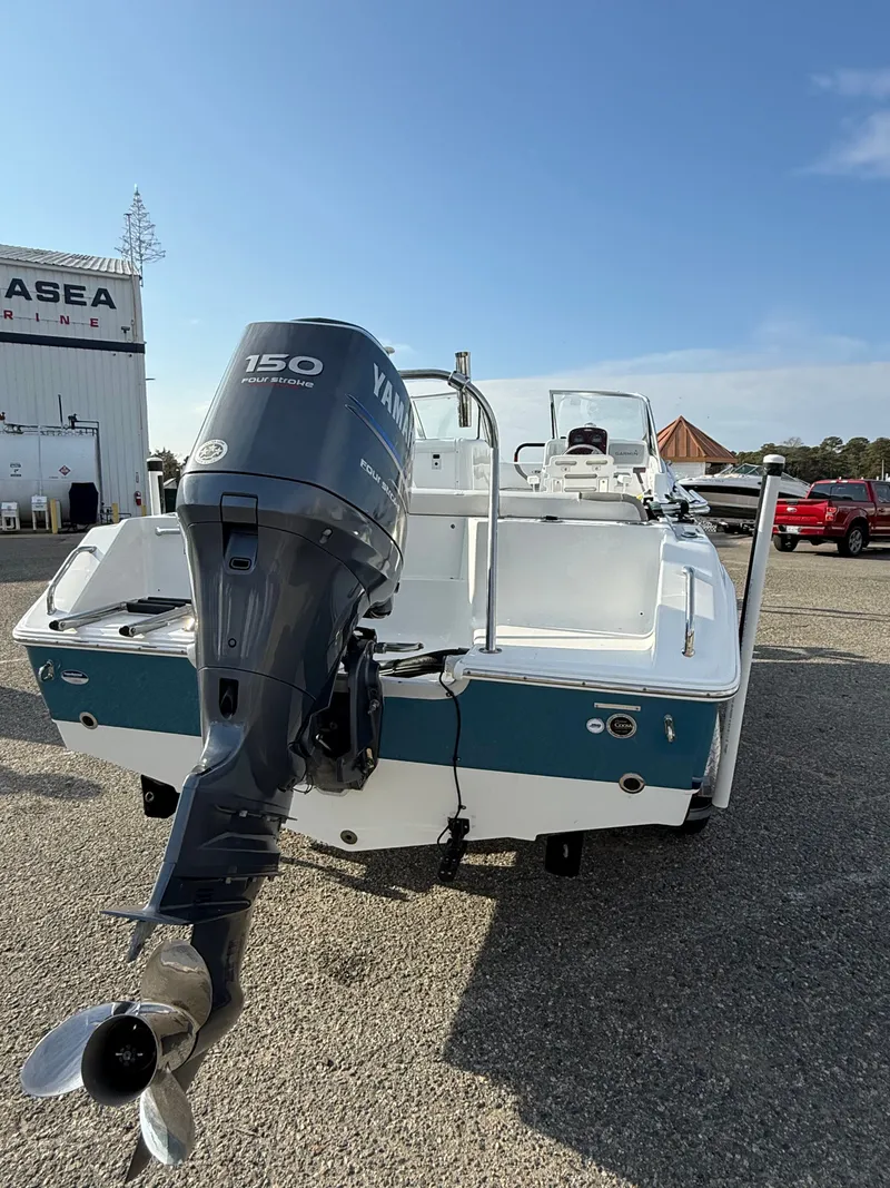 Slide: The Image of Sea Hunt Escape 207 LE 2011 - 7