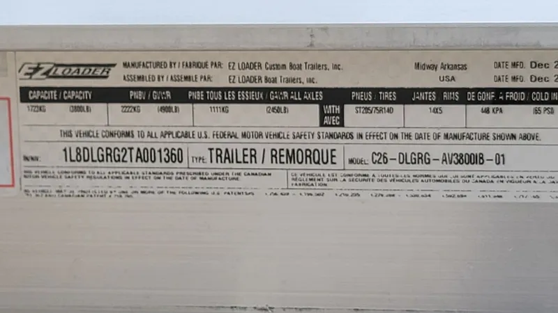 Slide: The Image of Stingray 212 SC 2025 - 26