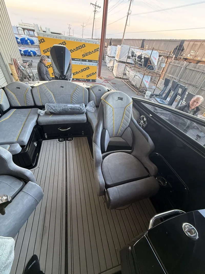 Slide: The Image of Stingray 23 OCX 2025 - 27