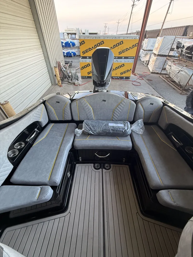 Slide: The Image of Stingray 23 OCX 2025 - 28