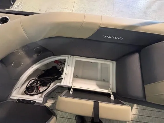 Slide: The Image of Viaggio V22U- 3.0 2026 2026 - 10