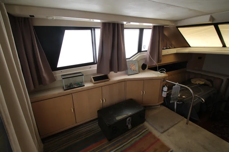 Slide: The Image of Silverton 34 Convertible 1990 - 51