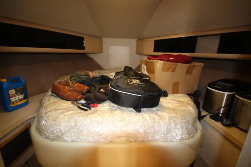 Slide: The Image of Silverton 34 Convertible 1990 - 61