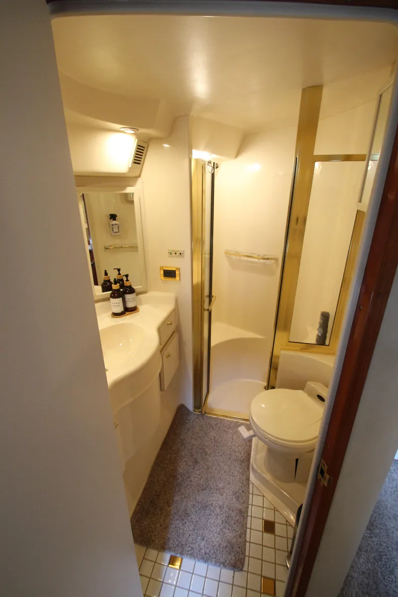 Slide: The Image of Sea Ray 500 Sundancer 1998 - 64