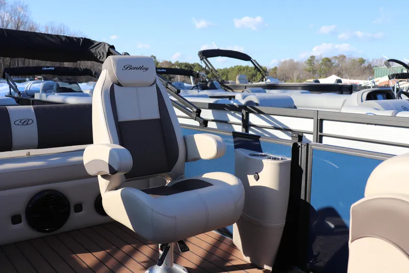 Slide: The Image of 2026 Bentley Pontoons 223 ELITE ADMIRAL interior with luxurious seating and modern design. - 6
