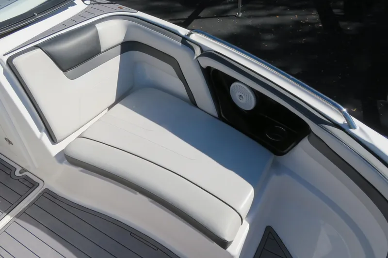 Slide: The Image of 2017 Yamaha Boats AR240 jet propulsion system with Cobra Jet Steering fins. - 12