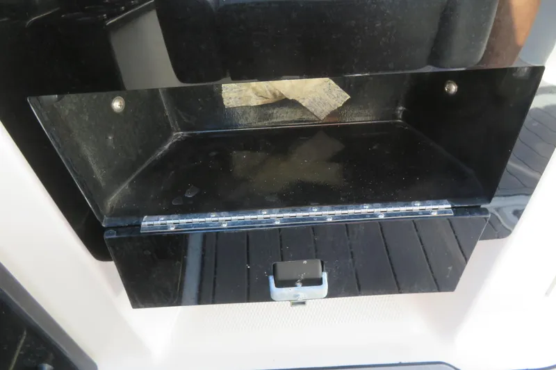 Slide: The Image of 2017 Yamaha Boats AR240 captain's chair with sleek, modern design and comfortable seating. - 28