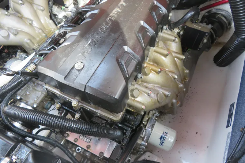 Slide: The Image of 2017 Yamaha Boats AR240 table and metal leg on a textured mat. - 58