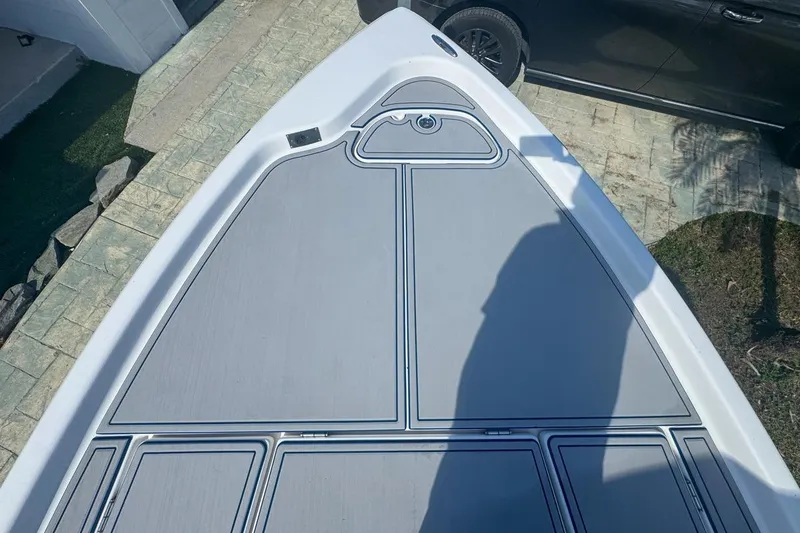 Slide: The Image of 2018 Blue Wave 2400 PureBay boat deck with gray non-slip surface. - 28