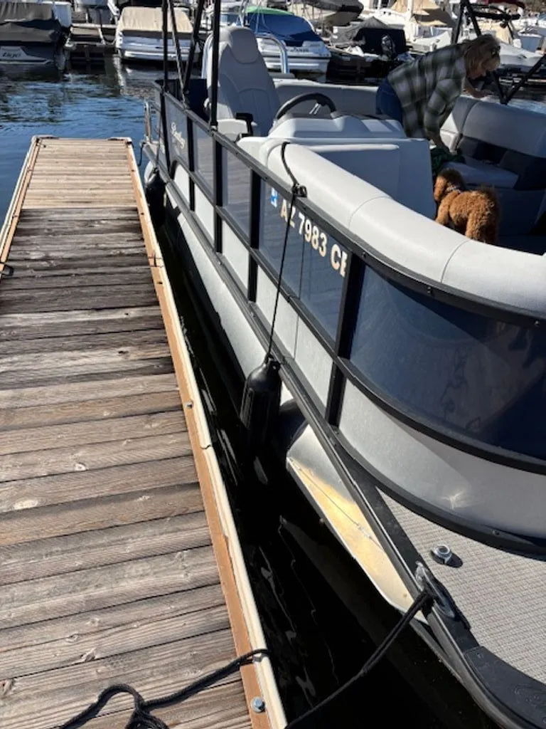 Slide: The Image of Bentley Pontoons 223 Fish-N-Cruise 2022 - 1