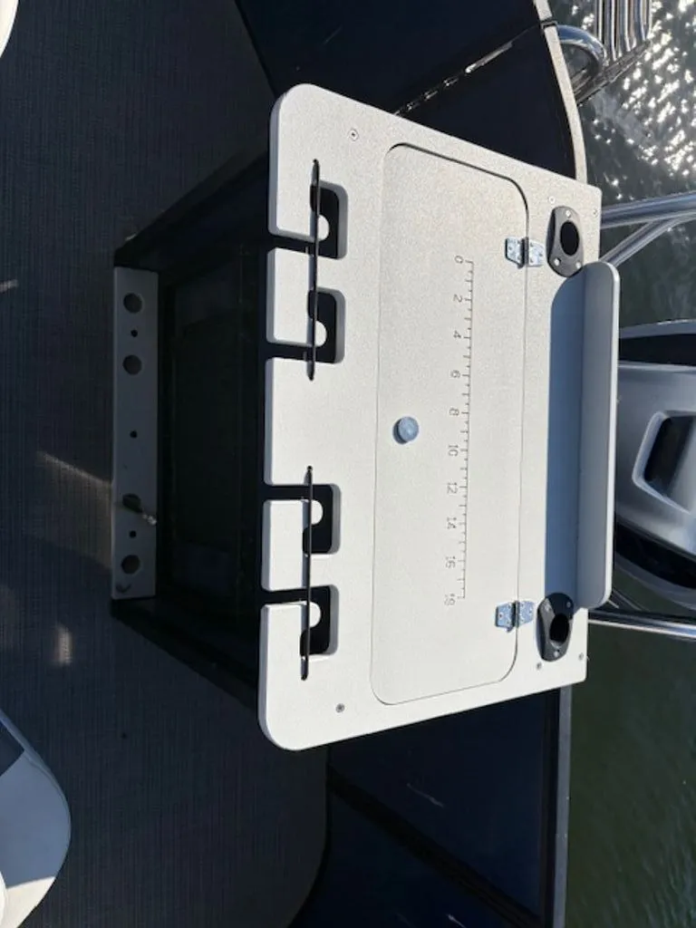 Slide: The Image of Bentley Pontoons 223 Fish-N-Cruise 2022 - 21