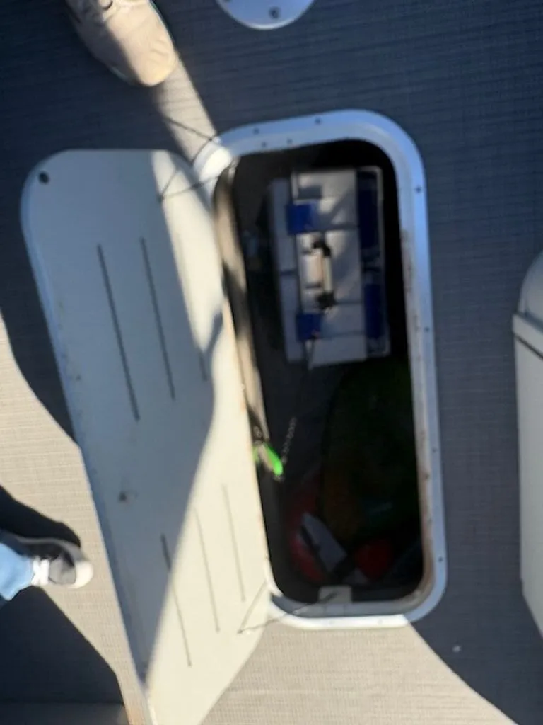 Slide: The Image of Bentley Pontoons 223 Fish-N-Cruise 2022 - 28