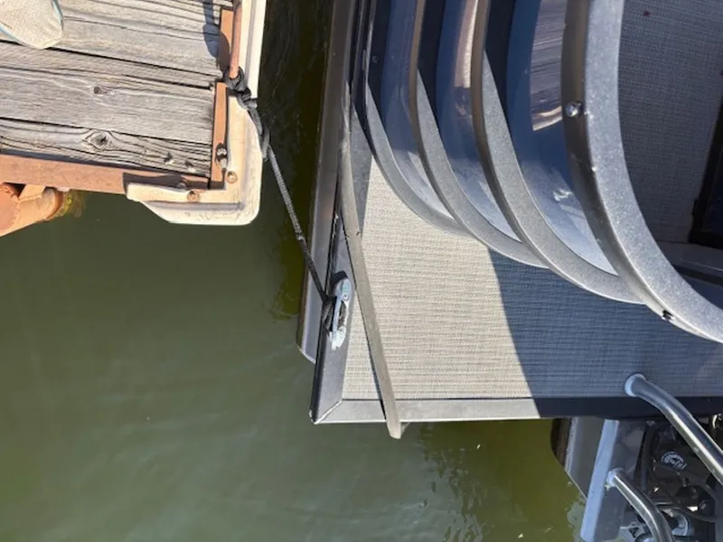 Slide: The Image of Bentley Pontoons 223 Fish-N-Cruise 2022 - 33