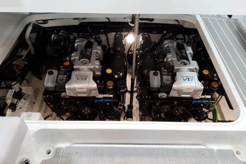 Slide: The Image of Engine compartment of 2025 Formula 350 Crossover Bowrider I/O. - 23