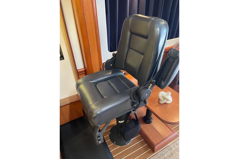 Slide: The Image of 2008 Mainship 34 Trawler Hardtop interior with registration number 1224057 visible. - 38