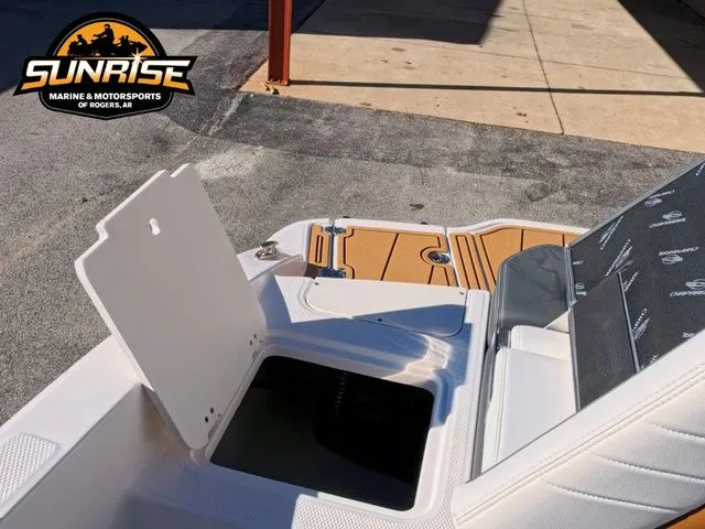 Slide: The Image of Chaparral 21 SSi 2026 - 9